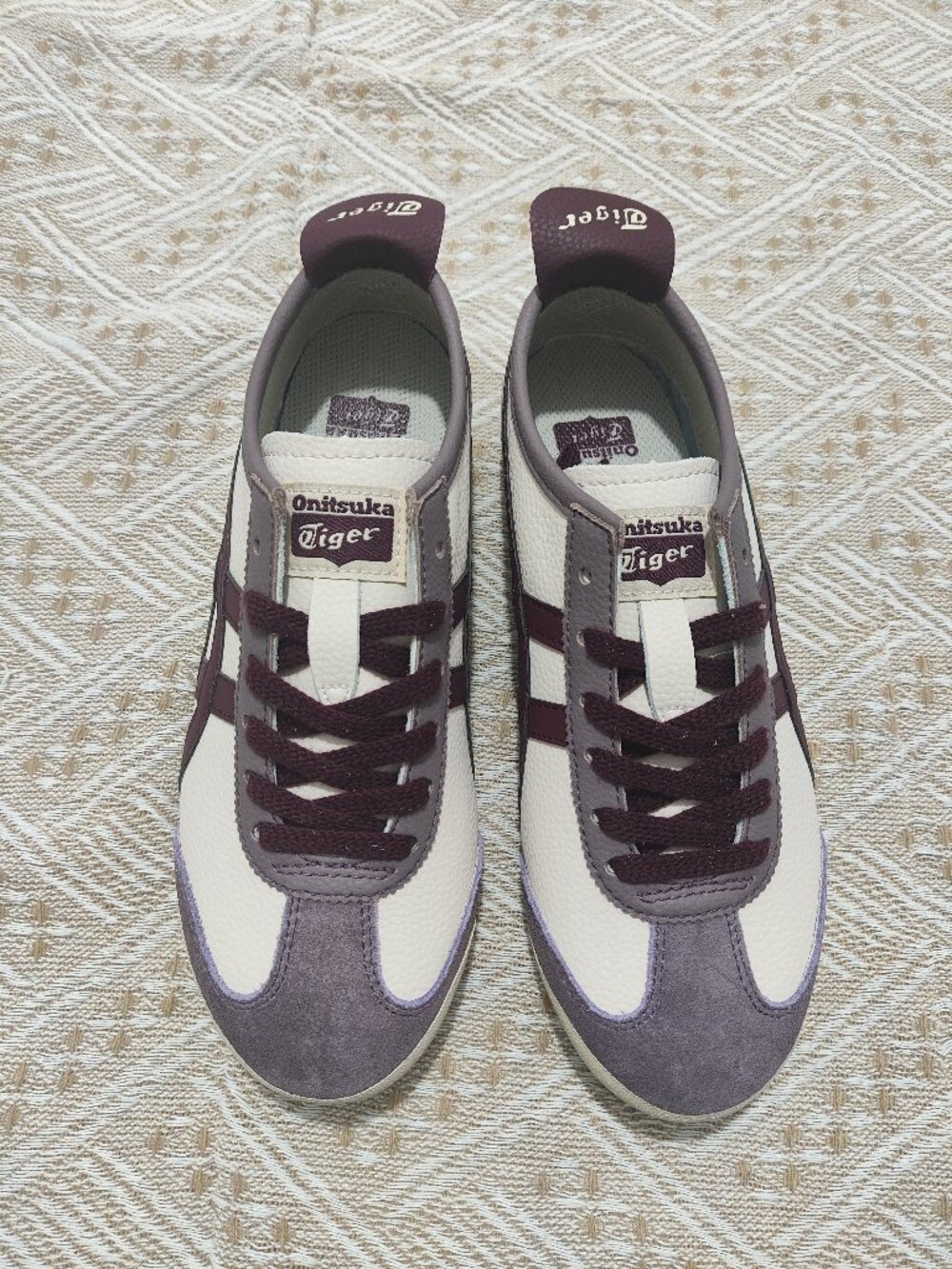 Onitsuka Tiger Mexico 66 Off White / Deep Burgundy Casual Shoes
